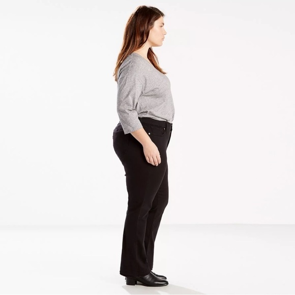 Levi Classic Straight Mid Rise Jeans. Black. Plus Size 18M #784 NWT - Picture 2 of 12